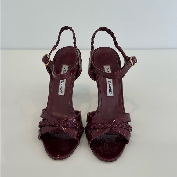 MANOLO BLAHNIK BURGUNDY PATENT LEATHER SANDALS 7.5 - Picture 10 of 15